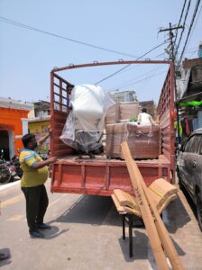 उपयोग के लिए नए फर्नीचर भी मंगाए गए हैं। जिसमे सोफा,कुर्सी , मेंज इत्यादि शामिल