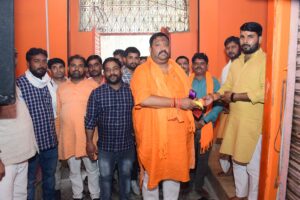 पूजन के पश्चात संभाली कमान