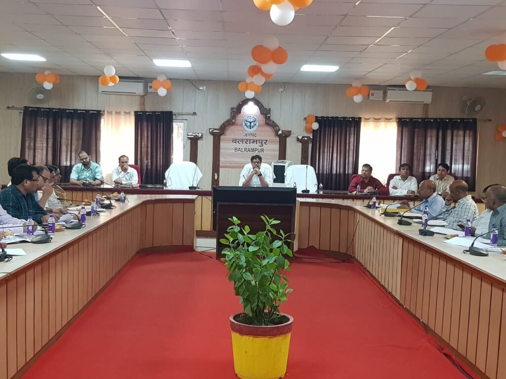 जी. एस. टी. में पंजीयन एवं टी.डी.एस.कटौती अनिवार्य