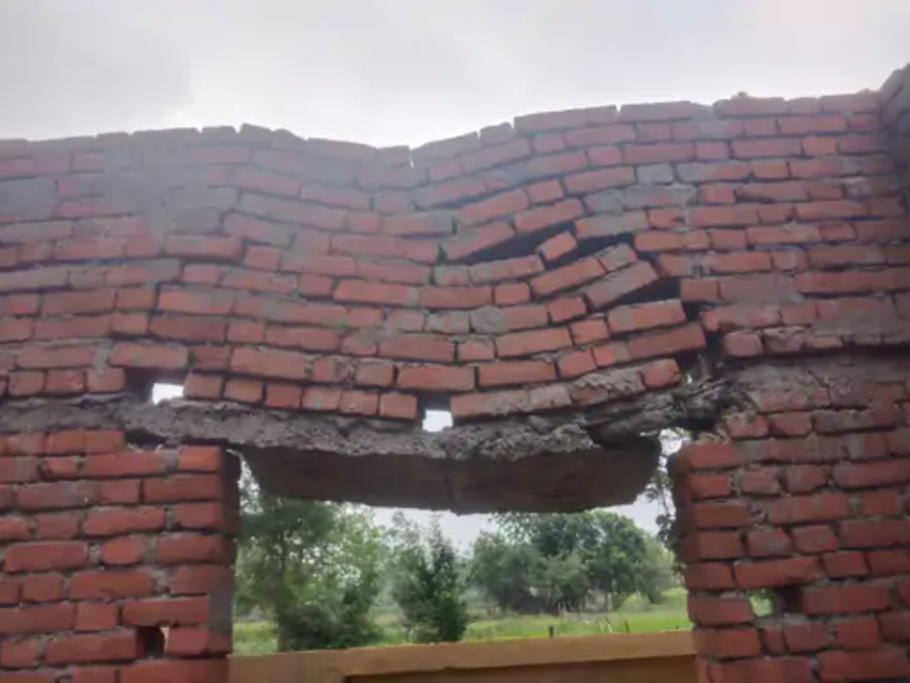 भ्रष्टाचार की भेंट चढ़ा