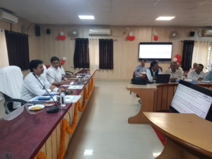 जिला चिकित्सालय, स्वास्थ्य केंद्रों में उपलब्ध कराएं मरीजों को बेहतर स्वास्थ्य सुविधा,