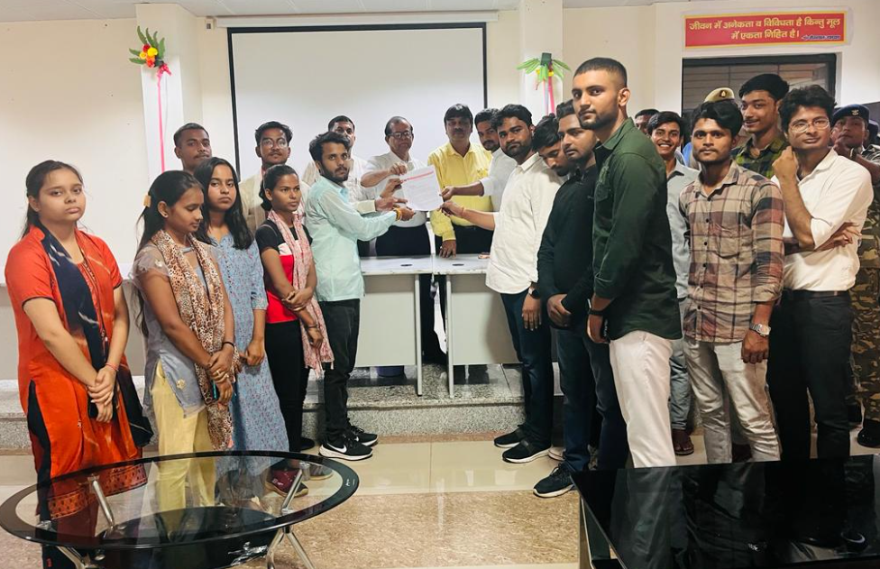 अखिल भारतीय विद्यार्थी परिषद की हुई जीत