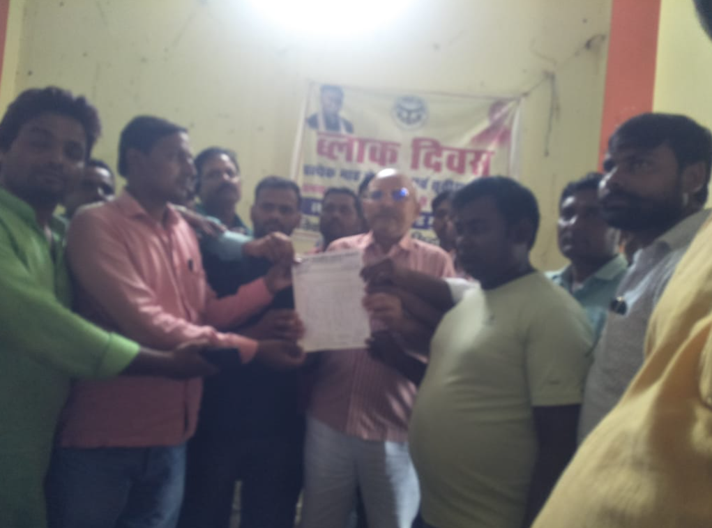 प्रधान संगठन ने भाकियू का धरना खत्म कराने के दिया ज्ञापन