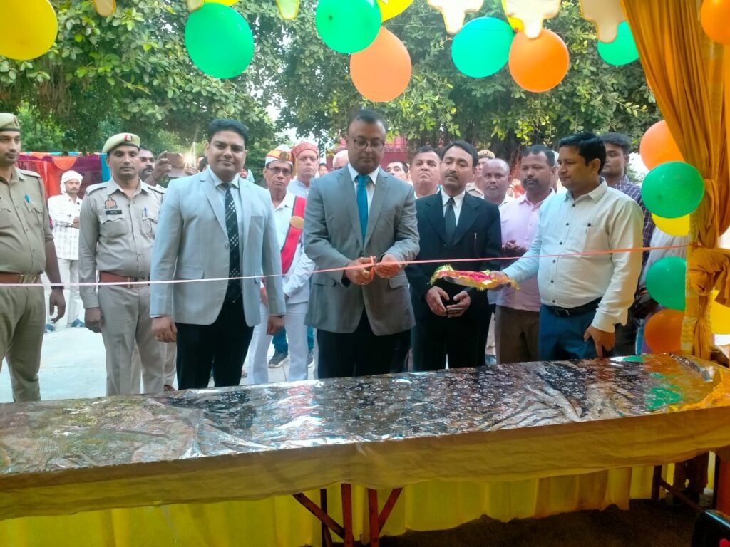 निशुल्क विधिक सहायता एवं सलाह हेतु किया लीगल एंड क्लिनिक का उद्घाटन