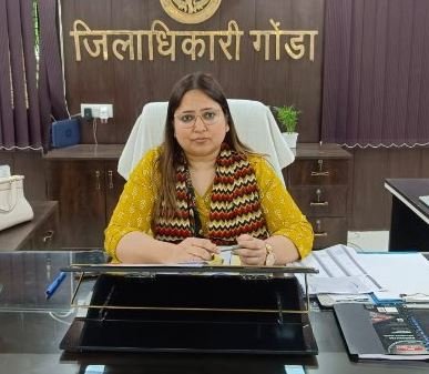 अवैध-कब्जे को लेकर डीएम ने की कार्रवाई