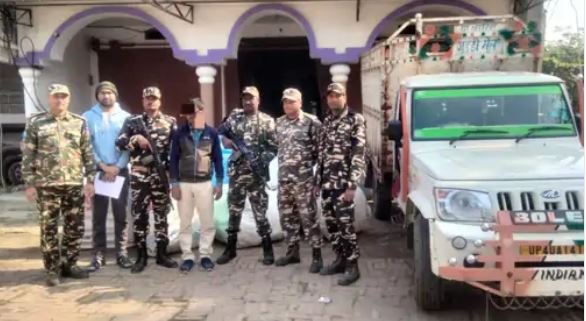 श्रावस्ती में बॉर्डर पर पकड़ा गया तस्कर