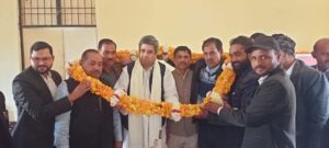 साकेत मिश्र ने किया इंटरलॉकिंग कार्य का मुआयना...