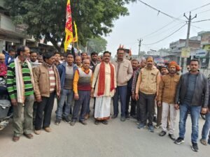 BALRAMPUR: पूजित अक्षत कलश की भव्य शोभा यात्रा: श्रद्धालुओं की भारी भीड़