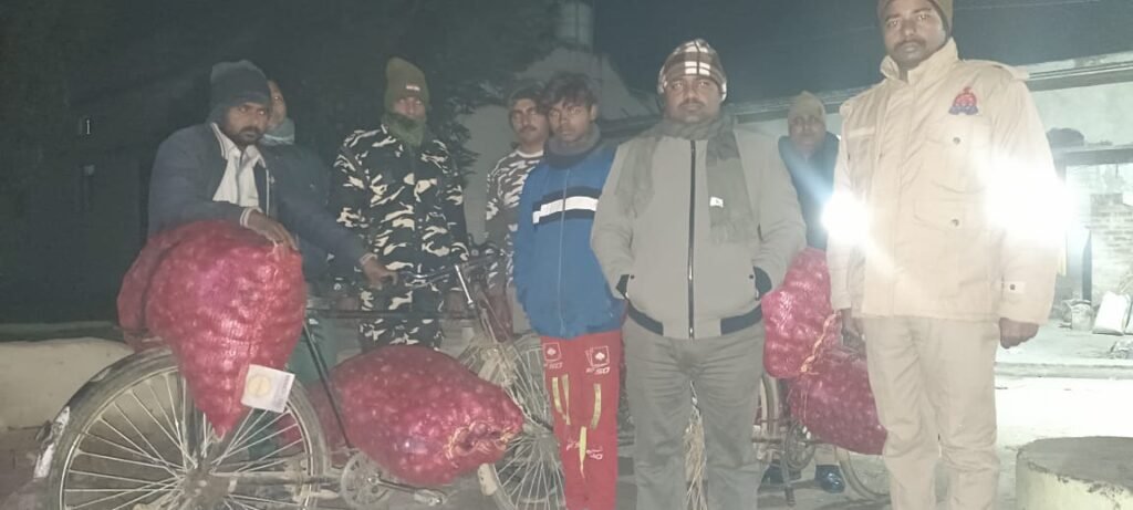 Siddharthnagar: बार्डर पर भरी मात्र में पकड़ी जा रही हैं तस्करी की प्याज