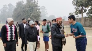 जूनियर वर्ग कबड्डी एवं वॉलीवॉल प्रतियोगिता का शुभारंभ