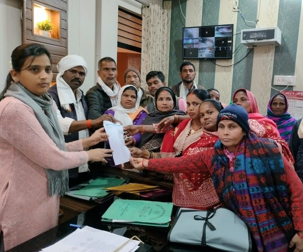 मानदेय में वृद्धि की भी रखी मांग