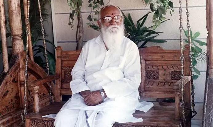 जनता पार्टी के टिकट पर देश की संसद पहुंचे नानाजी देशमुख