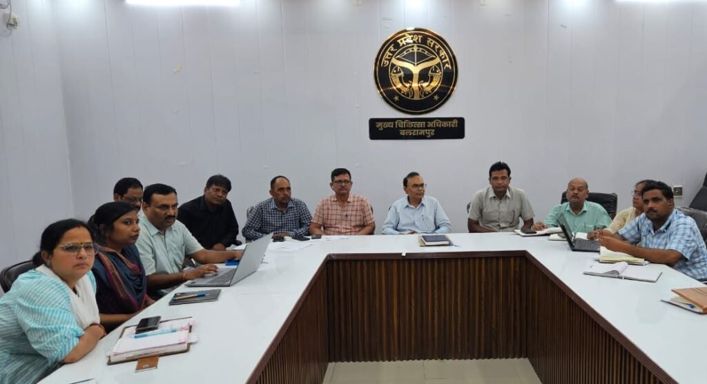 फाइलेरिया उन्मूलन के एमडीए अभियान की समीक्षा और दवा वितरण की महत्वपूर्णता