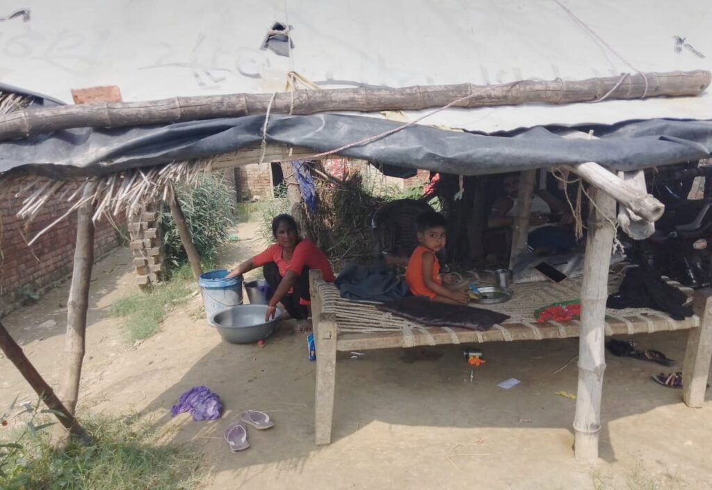 सचिव ने घूस के रूप में ₹50,000 की मांग की