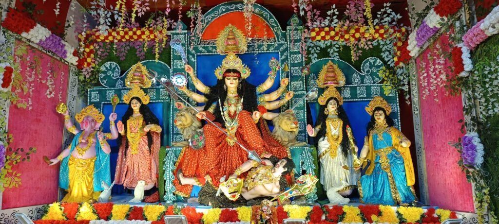 मां दुर्गा की मनमोहक प्रतिमा