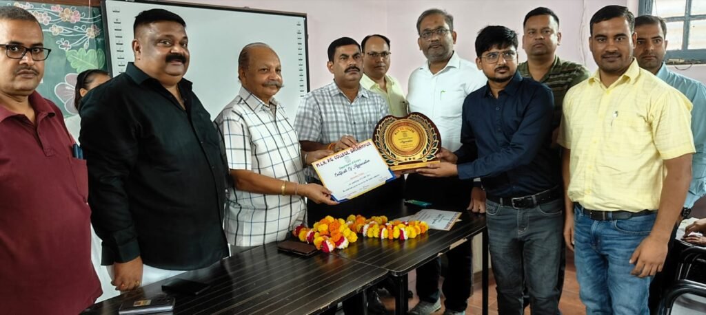 NET JRF उत्तीर्ण छात्रों का हुआ सम्मान