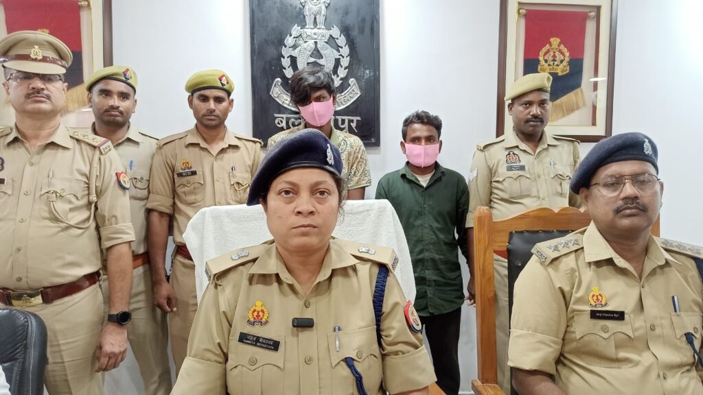 दो शातिर अपराधी गिरफ्तार