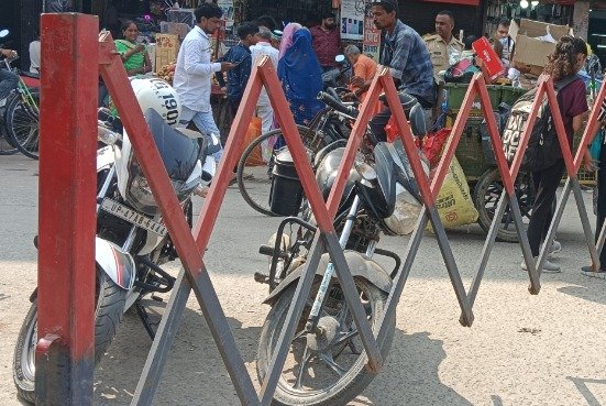 धनतेरस पर बड़े वाहनों का प्रवेश वर्जित