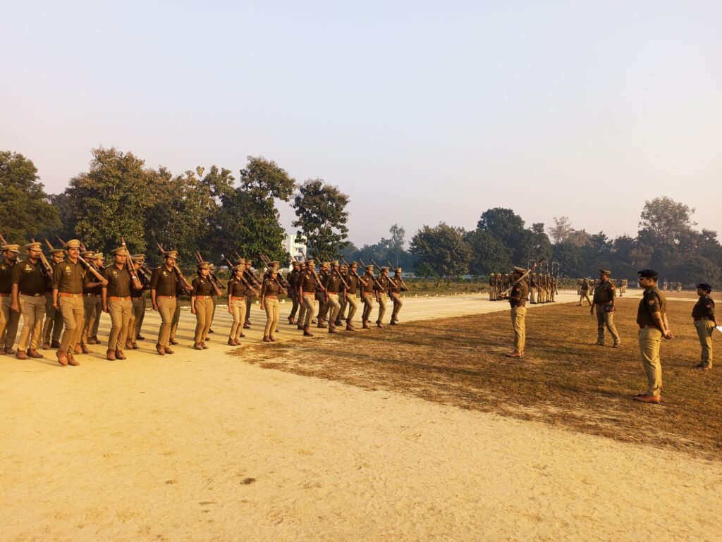 पुलिस लाइन में परेड का आयोजन