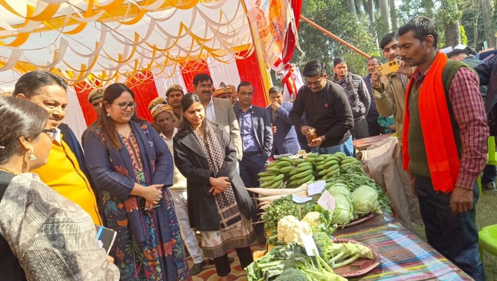 सीडीओ बोलीं- खाद की नहीं होने दी जाएगी कमी