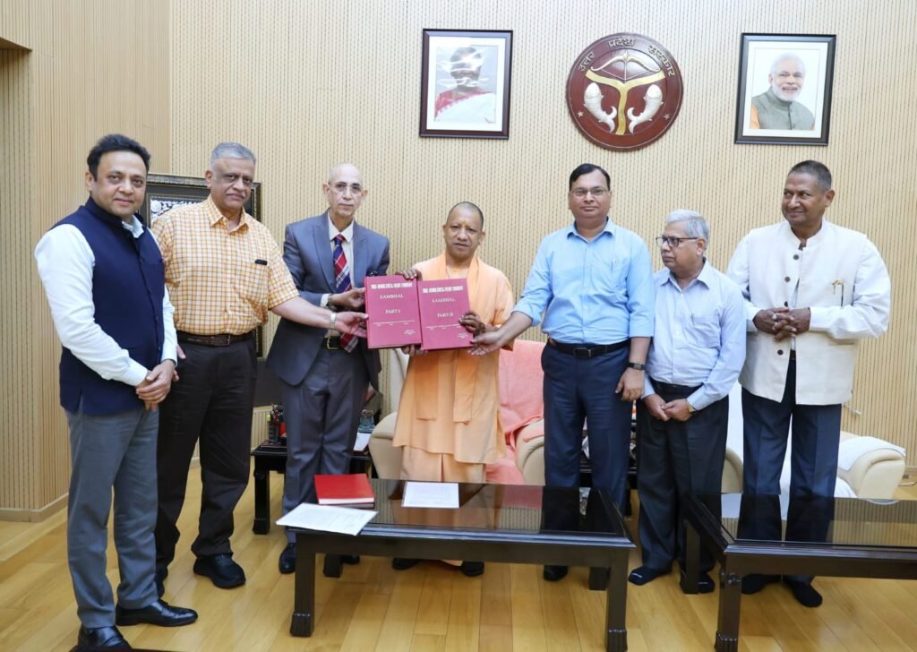 संभल न्यायिक रिपोर्ट सीएम योगी को सौंपी गई