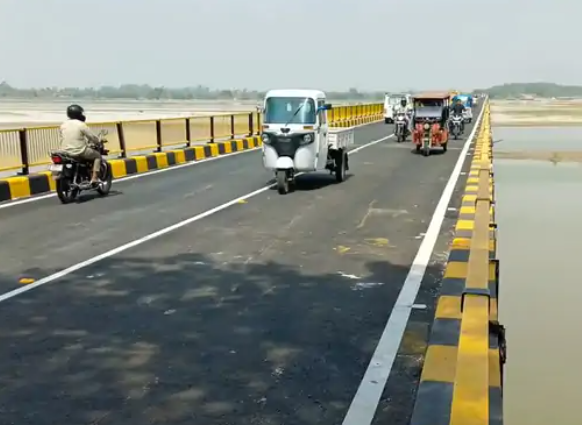 घाघरा संजय सेतु से आवागमन बहाल